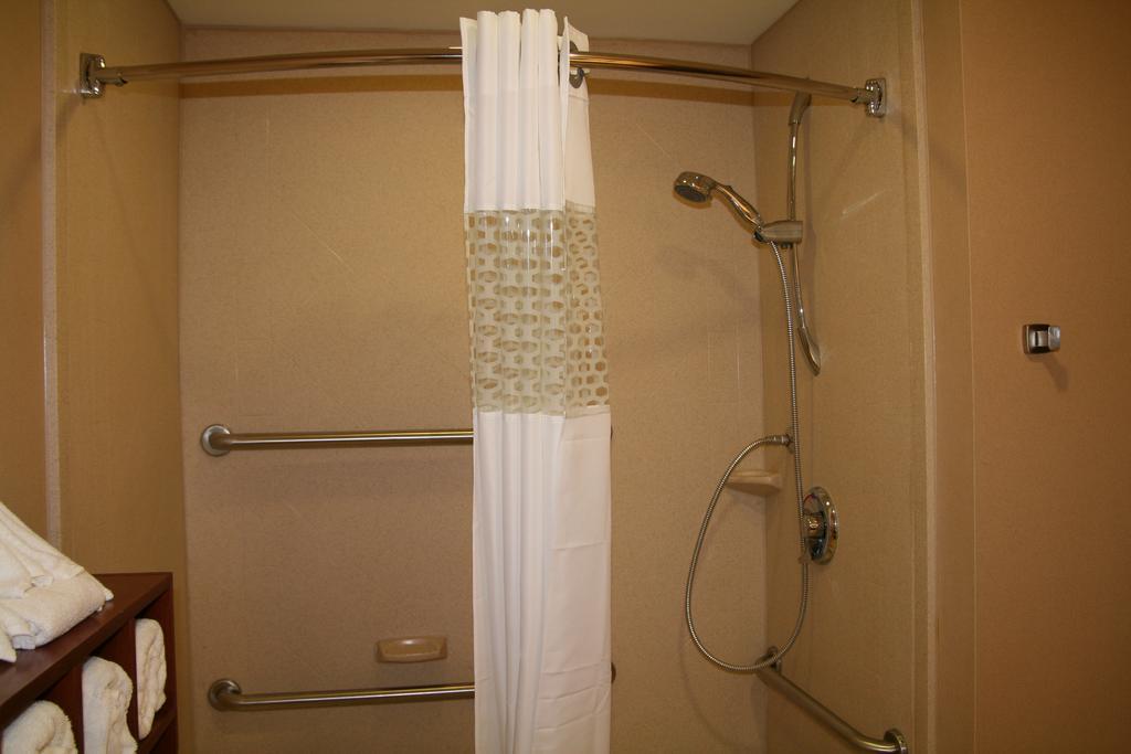 פיטסבורג Mcknight Hotel מראה חיצוני תמונה